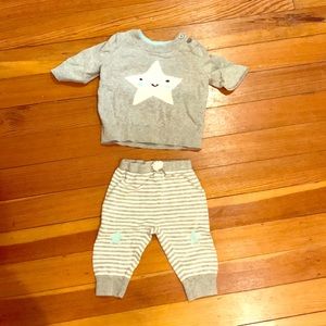 Baby Gap star sweater and matching pants set